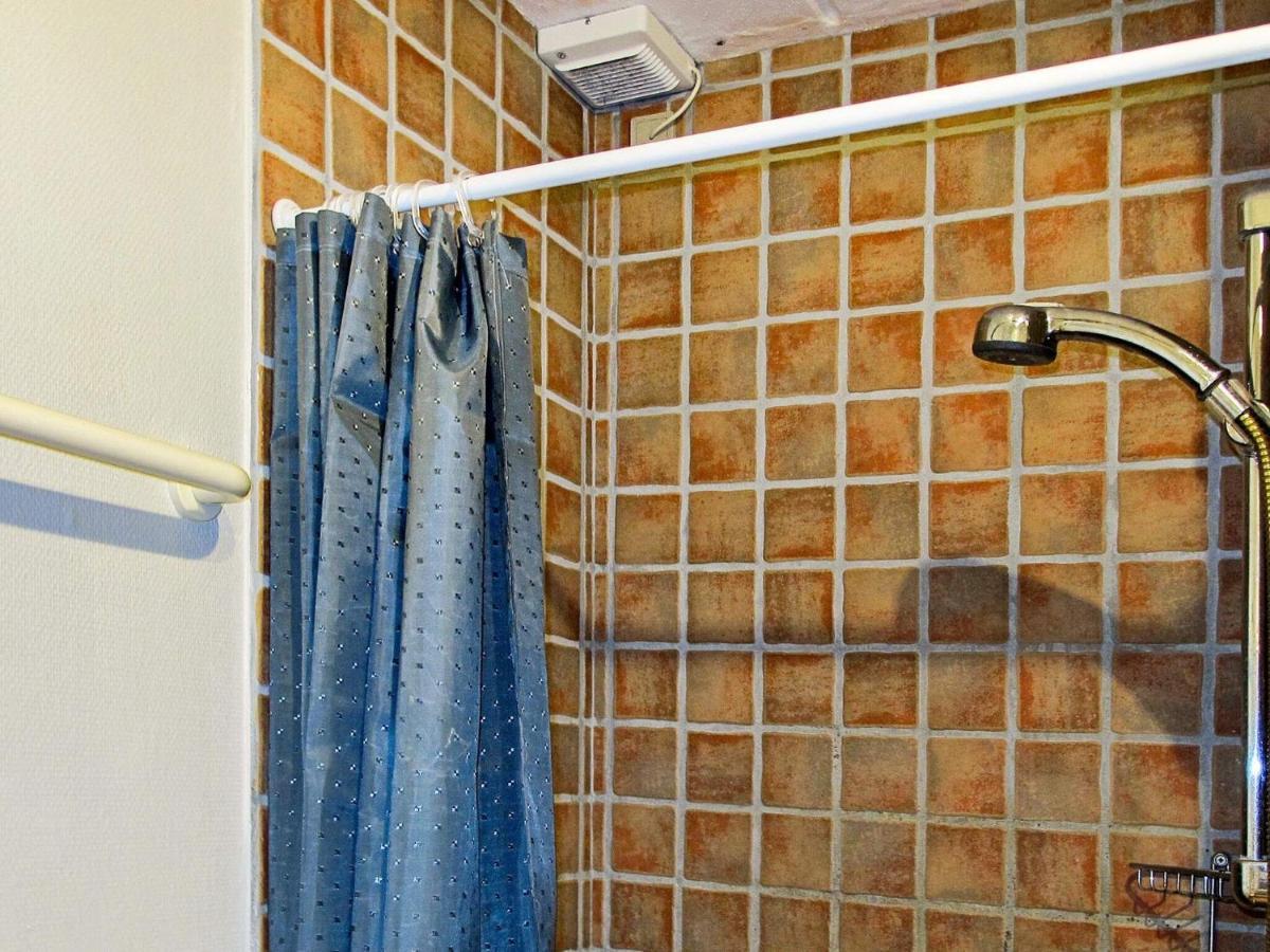 4 Person Holiday Home In Borre エクステリア 写真