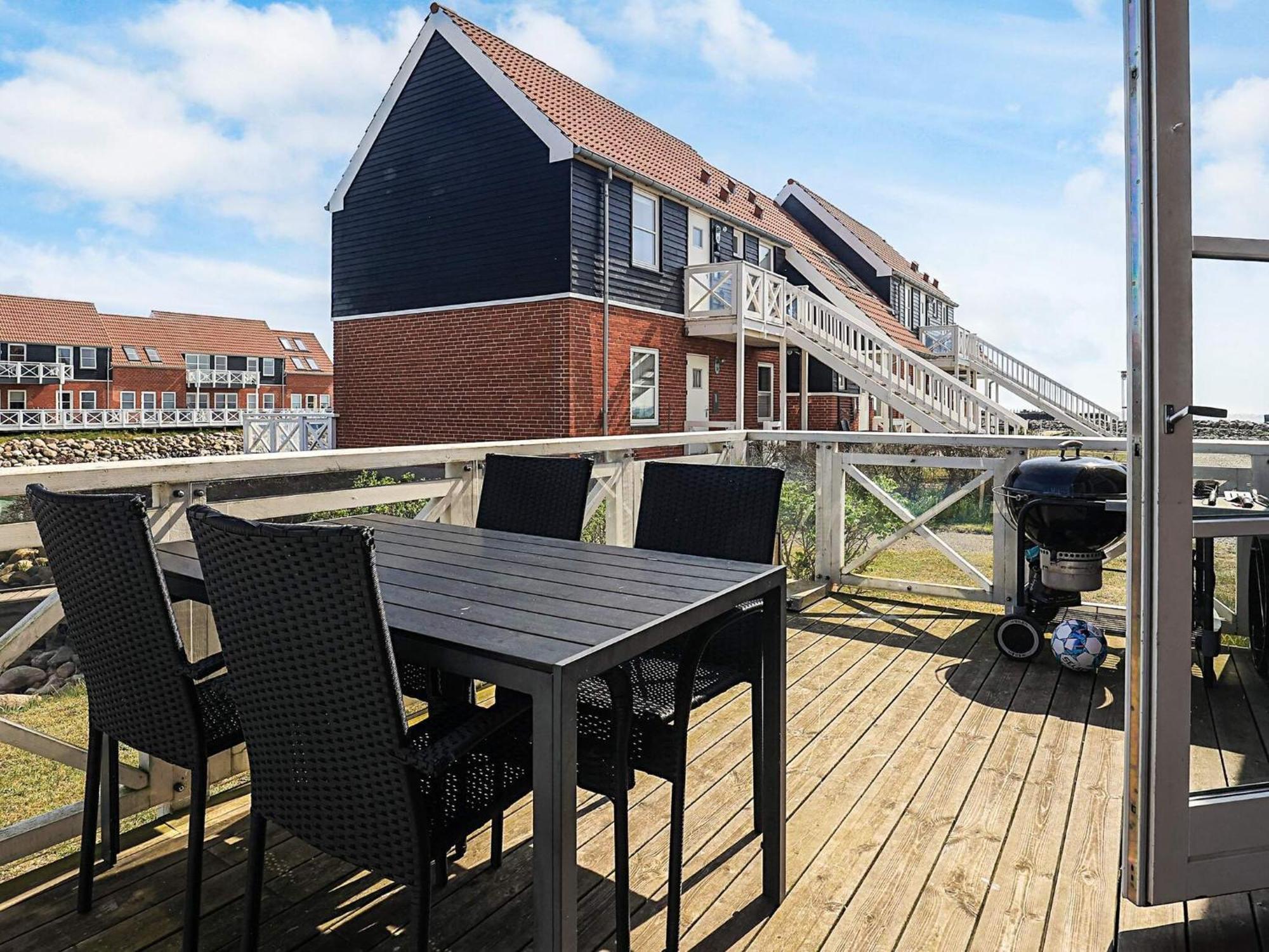 4 Person Holiday Home In Borre エクステリア 写真