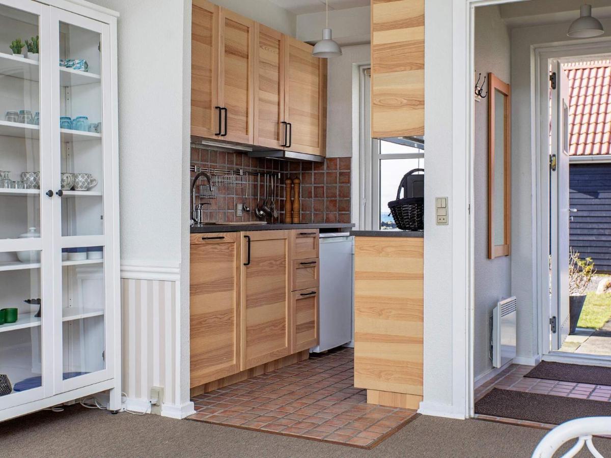 4 Person Holiday Home In Borre エクステリア 写真