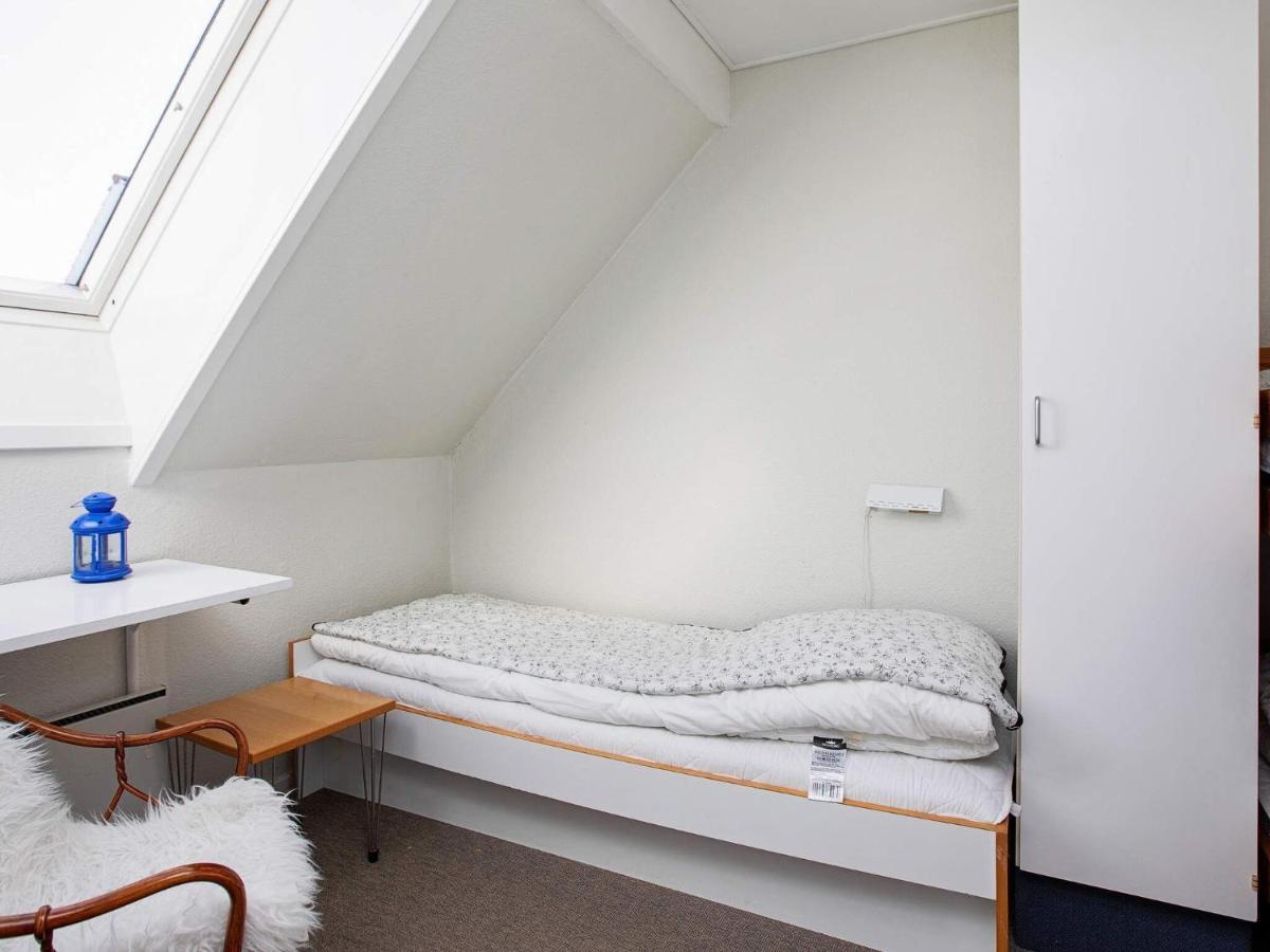 4 Person Holiday Home In Borre エクステリア 写真